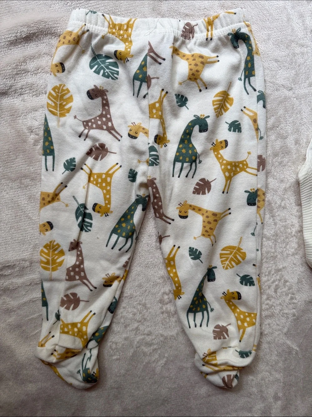 Baby Gear Free To Be Me Giraffe Outfit and Hat